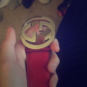 Red gucci belt